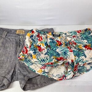 Soho floral shorts and Rose Pistol shorts‎